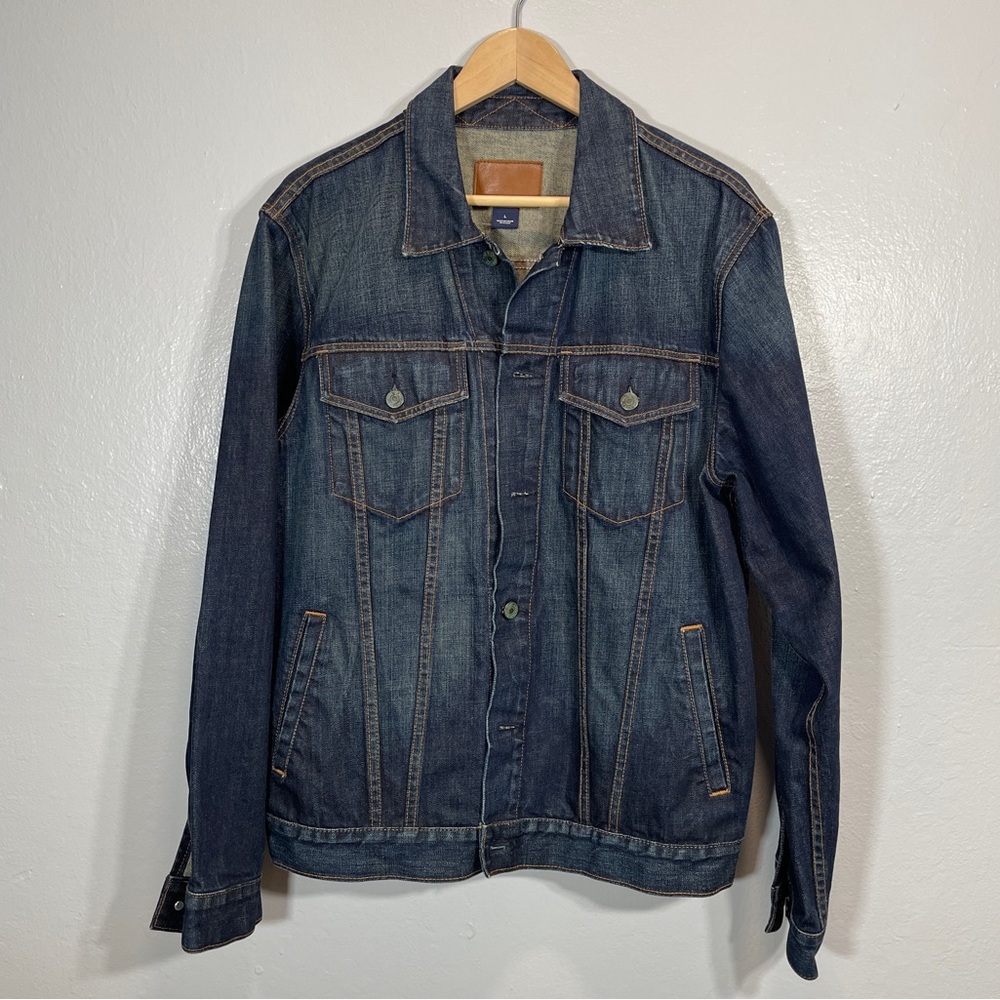 Men’s GAP Blue Denim Jacket - Large
